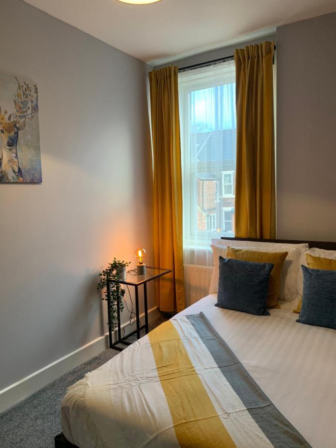 Heaton-Beautiful 3 Double Bedrooms Sleeps 6 Free Parking And Wifi นิวคาสเซิล อะพอน ไทน์ ภายนอก รูปภาพ