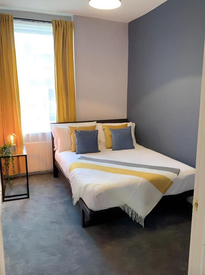 Heaton-Beautiful 3 Double Bedrooms Sleeps 6 Free Parking And Wifi นิวคาสเซิล อะพอน ไทน์ ภายนอก รูปภาพ
